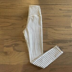 Glyder Black and White Striped Leggings - Size XXS